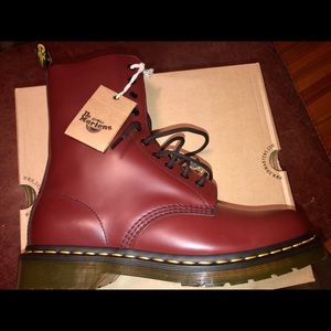Dr. Martens 1490 Cherry Red